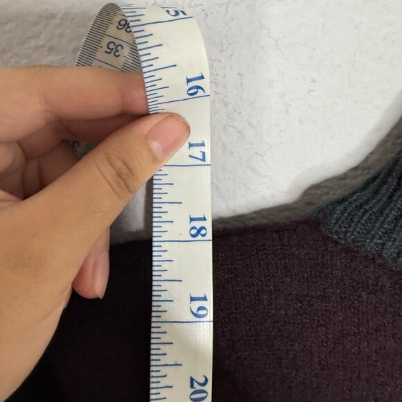 Christian Dior Turtleneck Women’s Sweater - Picture 5 of 6